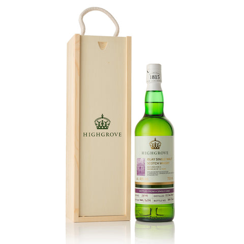 Laphroaig 12-Year-Old Islay Single Malt Whisky (Gift Boxed)