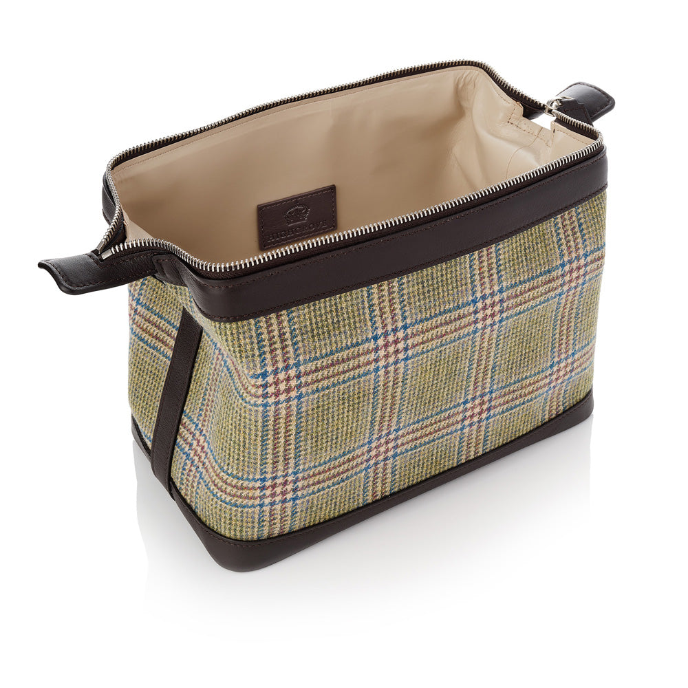 Prince of Wales Check Toiletry Bag