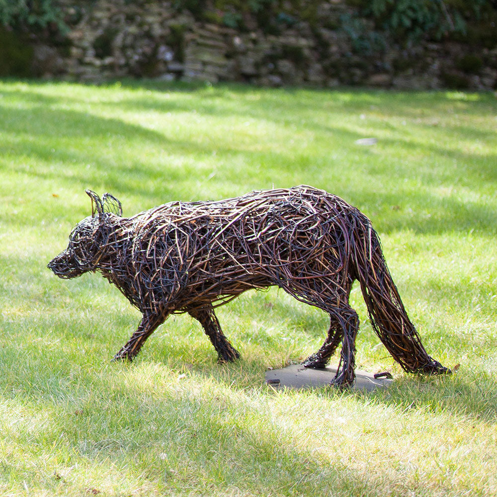 Collie Dog Willow Sculpture | Emma Stothard | Highgrove Shop & Gardens