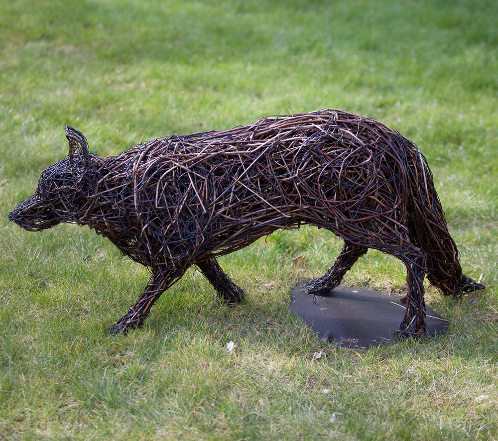 Collie Dog Willow Sculpture | Emma Stothard | Highgrove Shop & Gardens